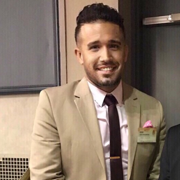 Meet your Posher, Dante - Picture 1 of 2